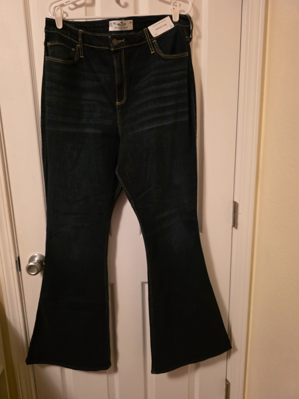 NWT Hollister Curvy High Rise Vintage Flare Jeans Size 21L 20L Long 35L